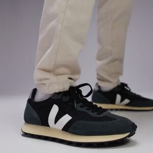 VEJA Men's Rio Branco II Sneakers